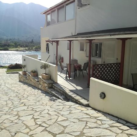 Geni Garden Apartments Экстерьер фото