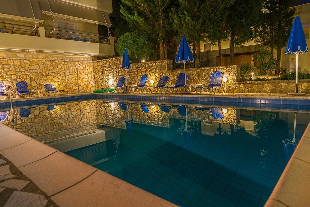 Geni Garden Apartments Экстерьер фото